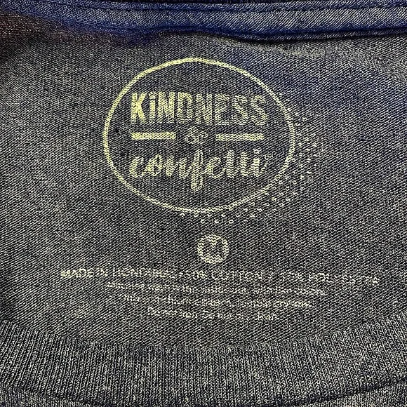 NWOT Pray about it, girl graphic tee. Size medium. Never worn. Great condition - Picture 3 of 3